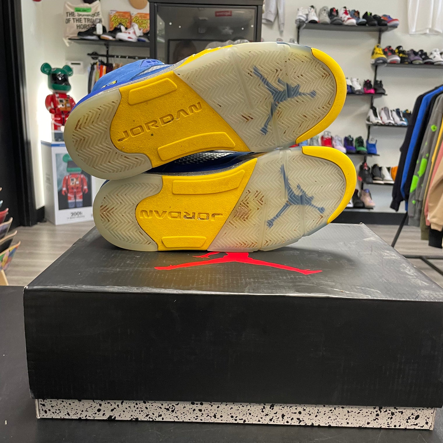 Jordan 5 Laney (USED)