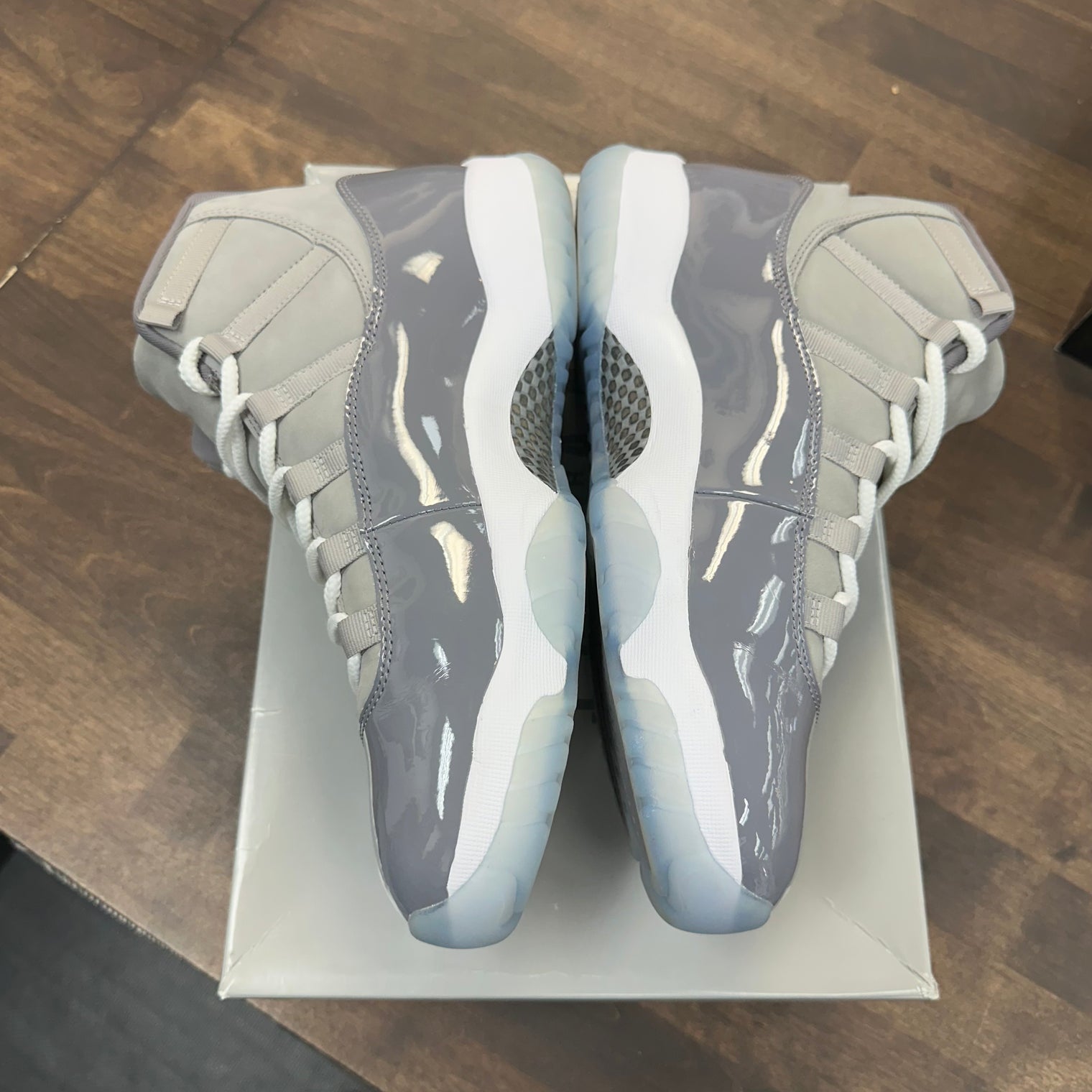 Cool Grey Jordan 11 (USED)