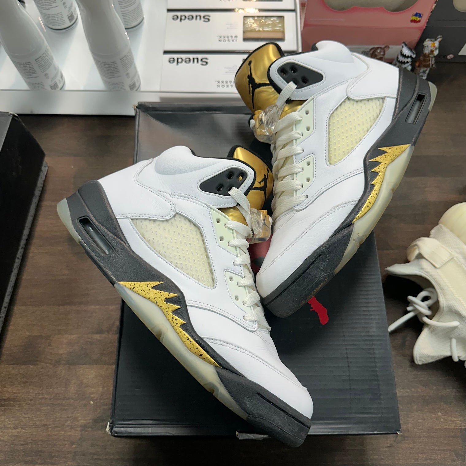 Olympic Gold Metal Jordan 5 (USED)
