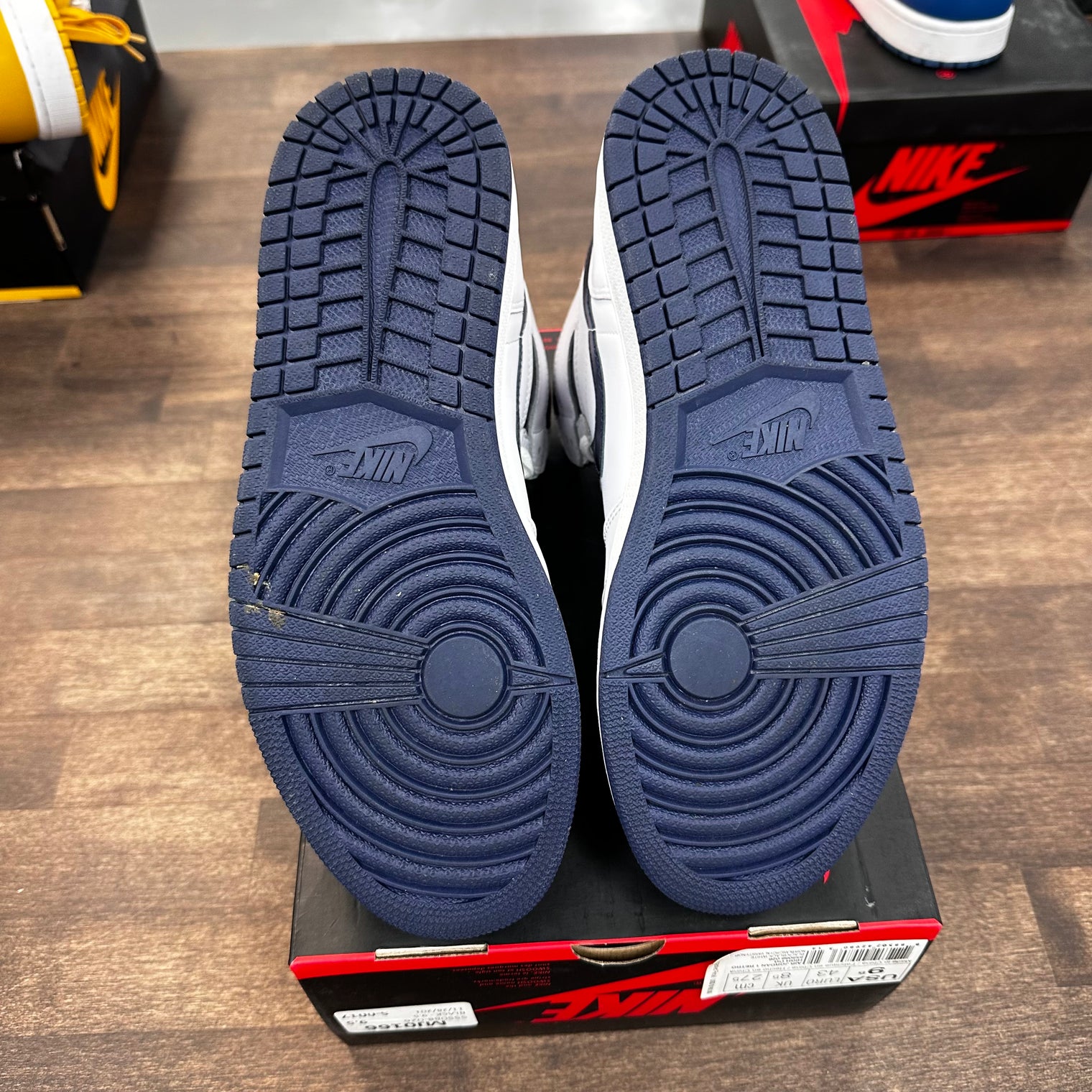 Metallic Navy Jordan 1 High (2016) (USED,No Box)