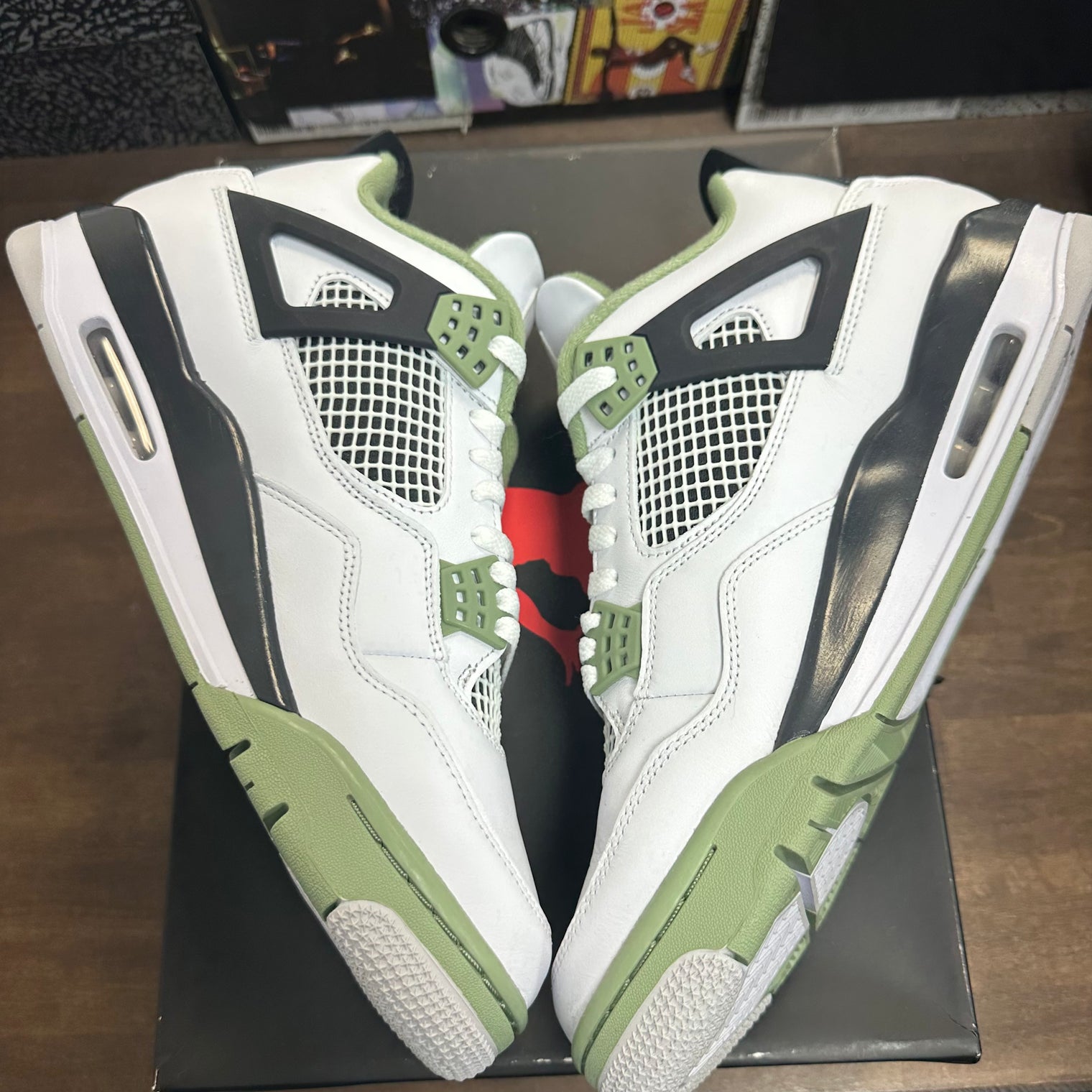Seafoam Jordan 4 (W) (USED)