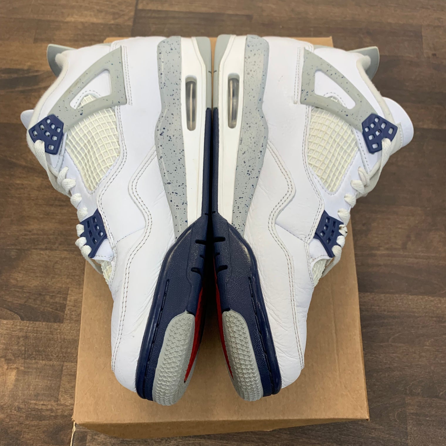 Midnight Navy Jordan 4 (USED,No Box)