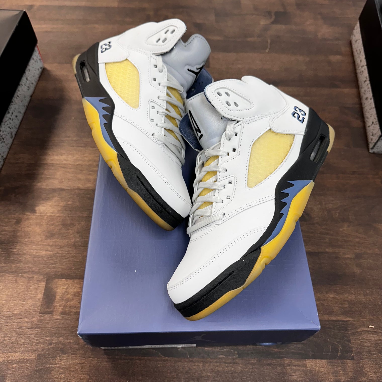 A Ma Manière Jordan 5 Dawn (W) (USED)