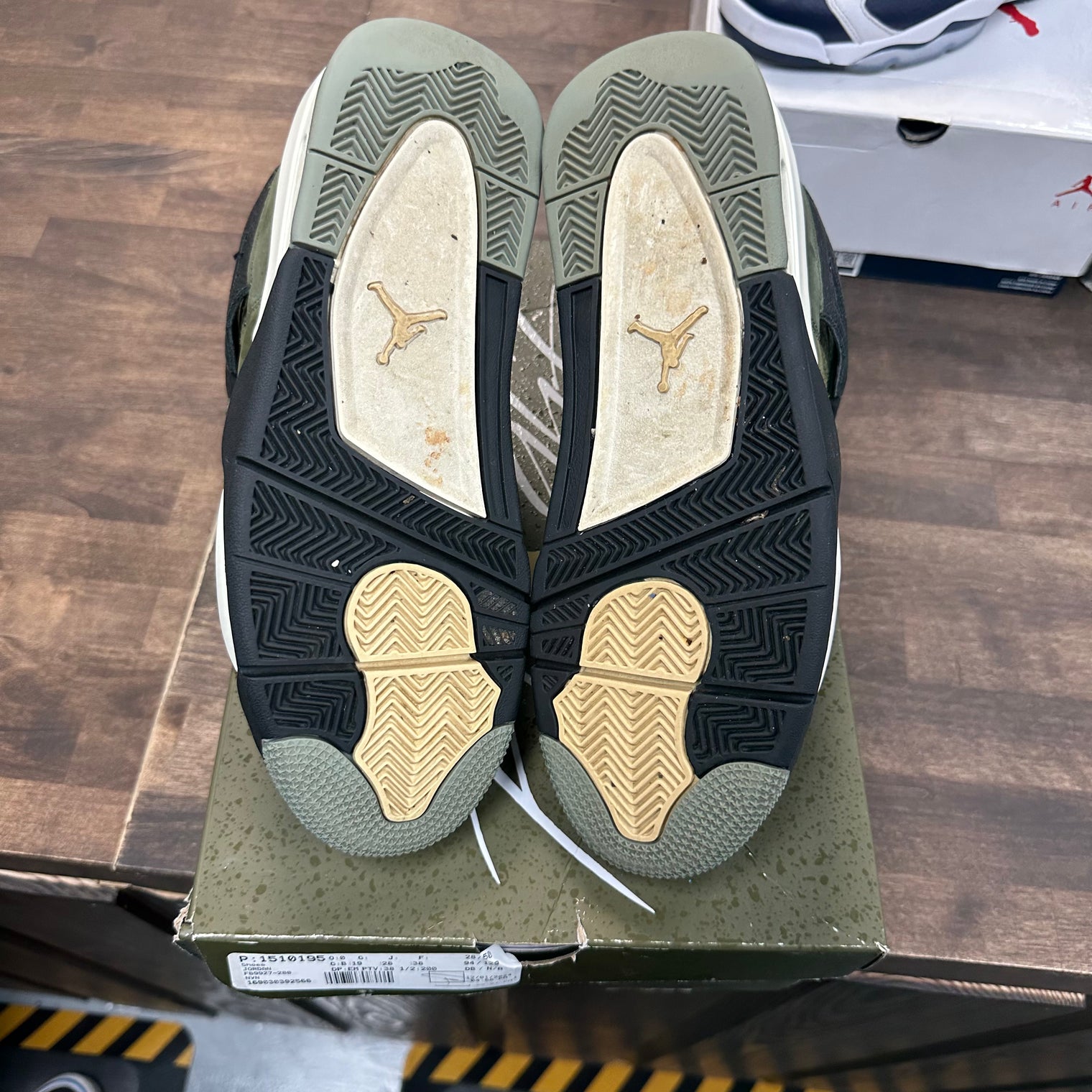 Craft Olive Jordan 4 (USED)