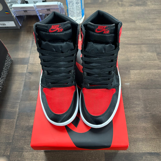 Satin Bred Jordan 1 High (W) (USED)