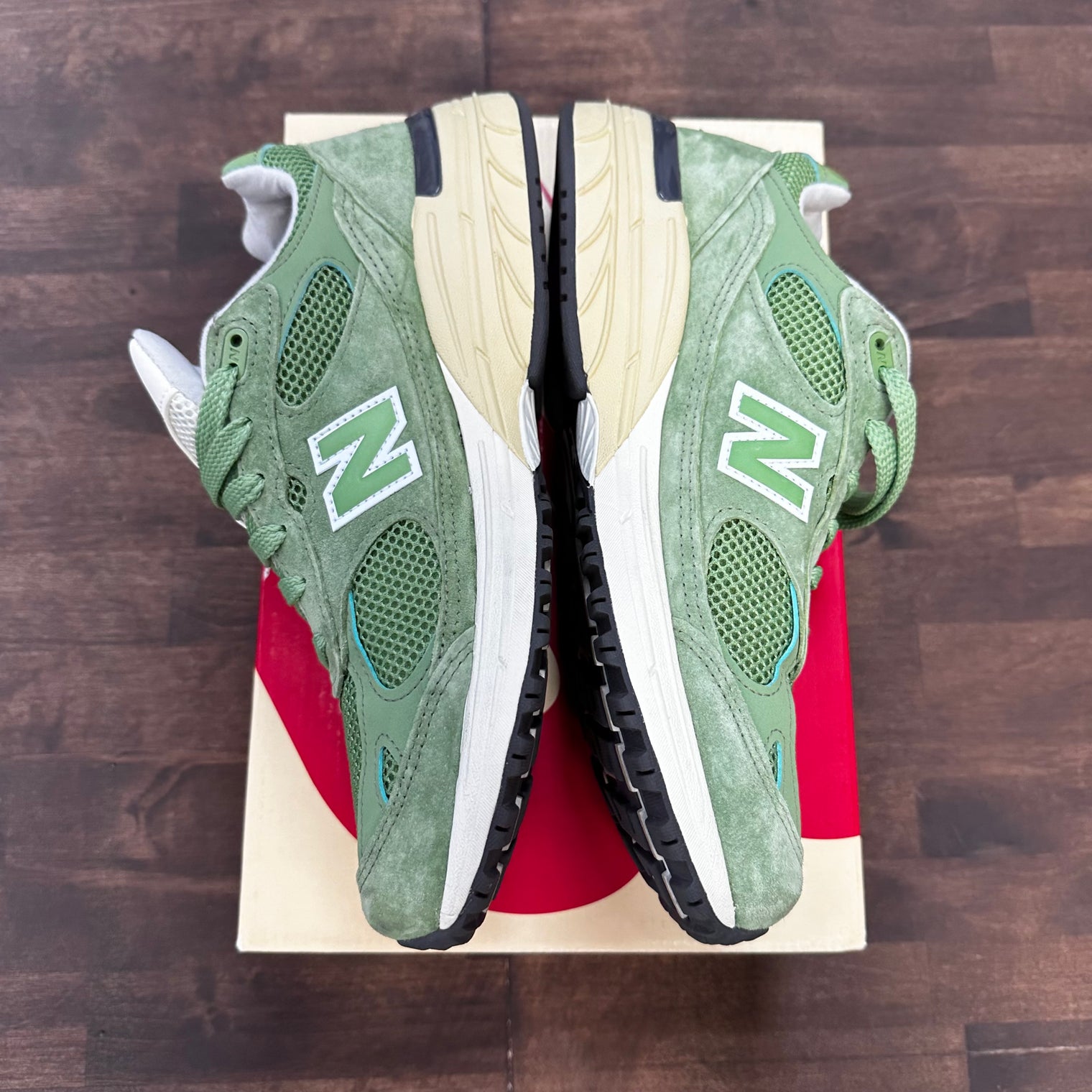 Chive Teddy Santis New Balance 993 (USED)