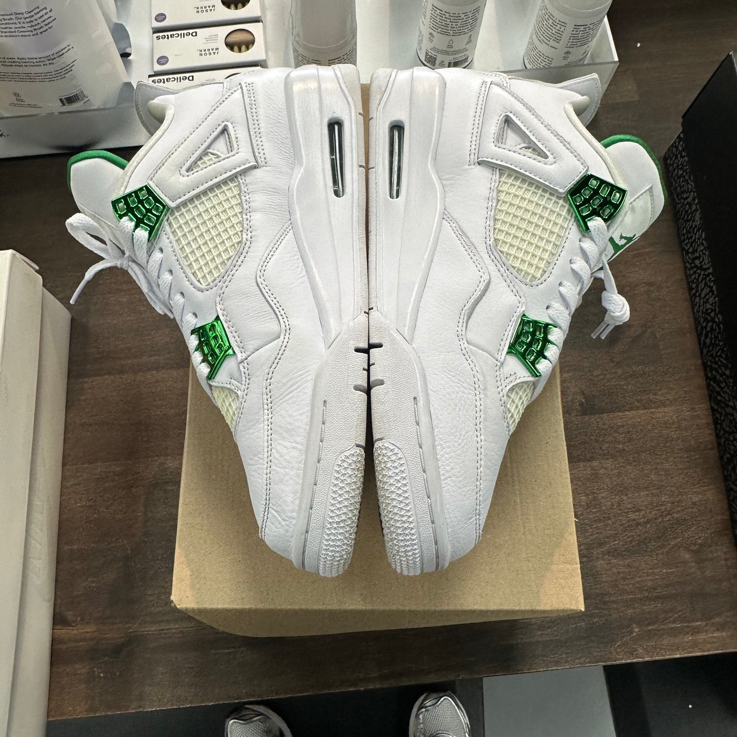 Metallic Green Jordan 4 (USED, No Box)