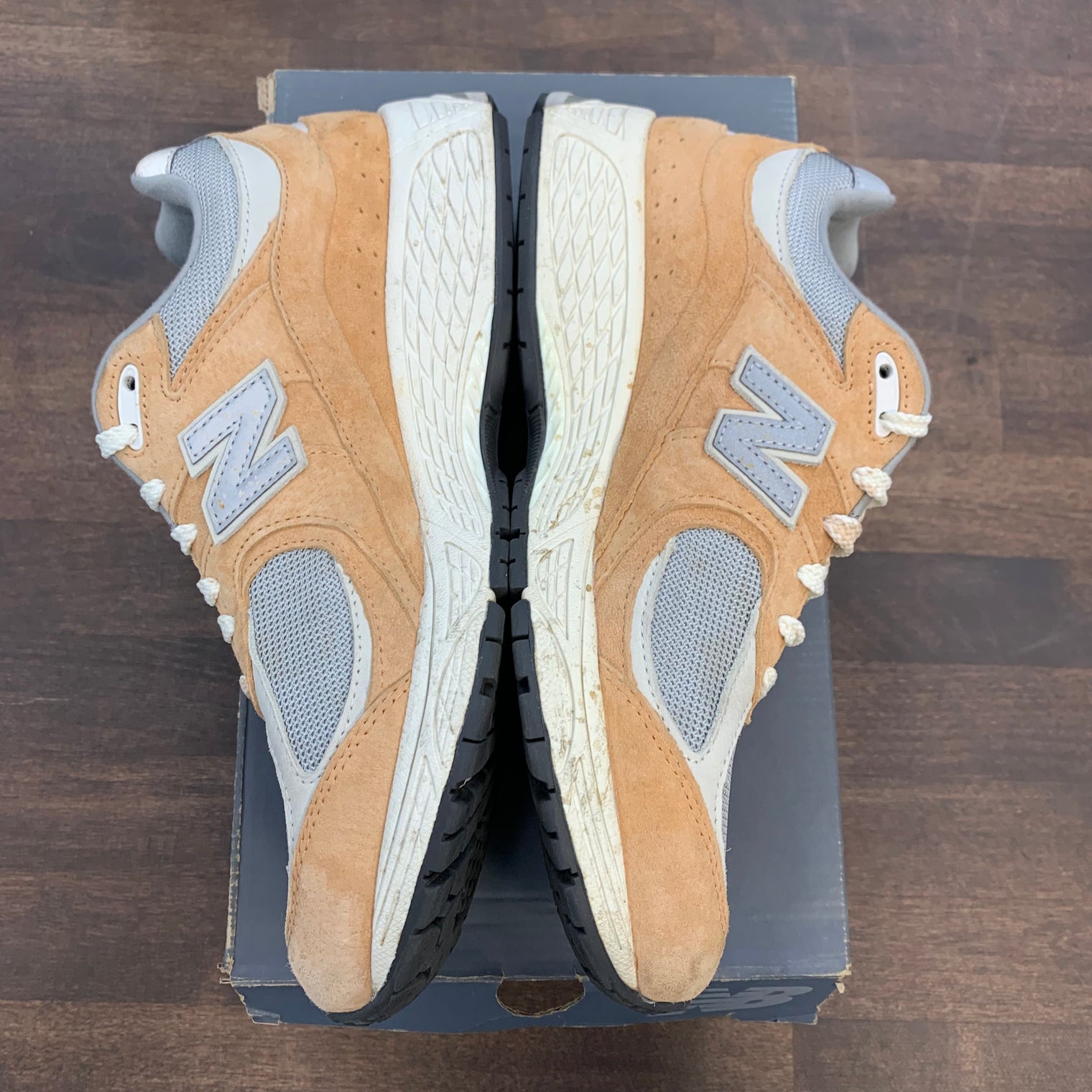 New Balance 2002R Sweet Caramel (USED)
