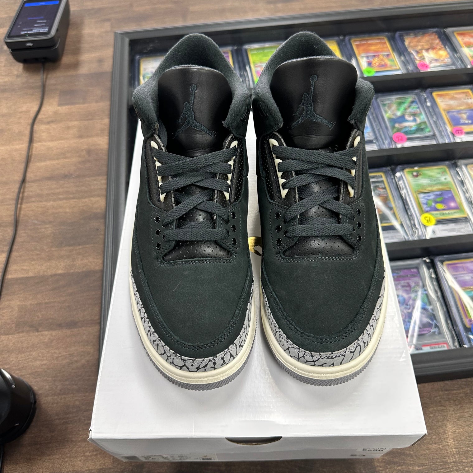 Off Noir Jordan 3 (W) (USED)
