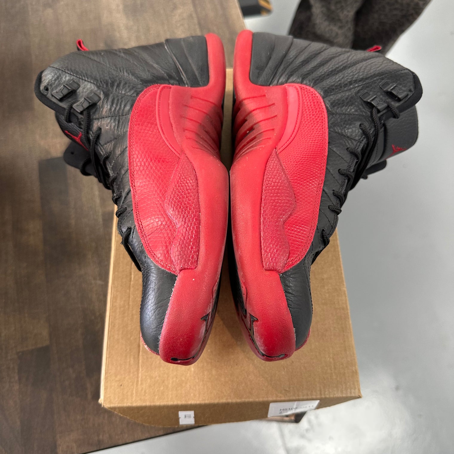 Flu Game Jordan 12 (2016) (USED,No Box)