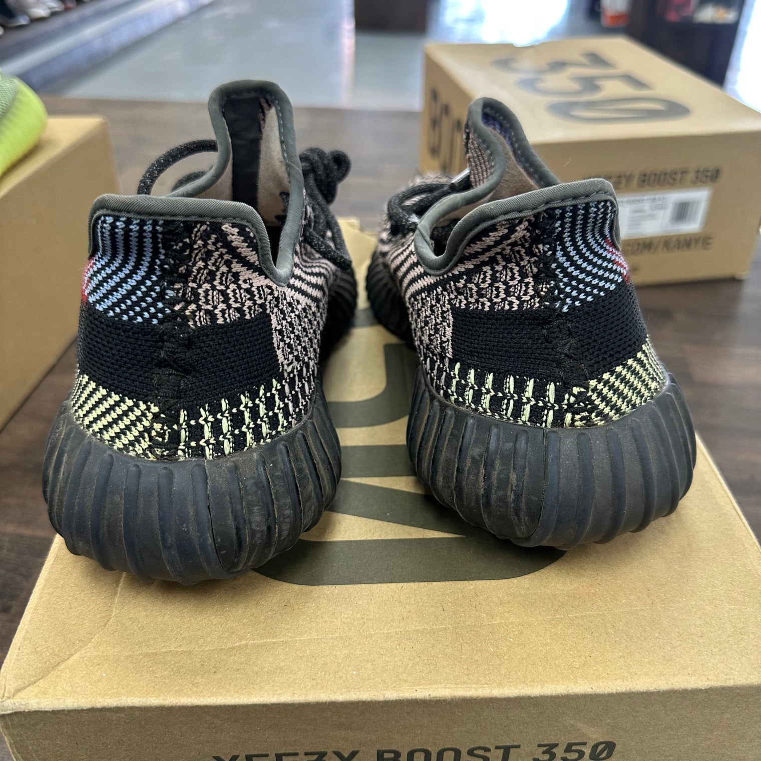 Yecheil Yeezy 350 (USED)
