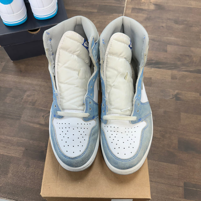 Hyper Royal Jordan 1 High (USED, No Box)
