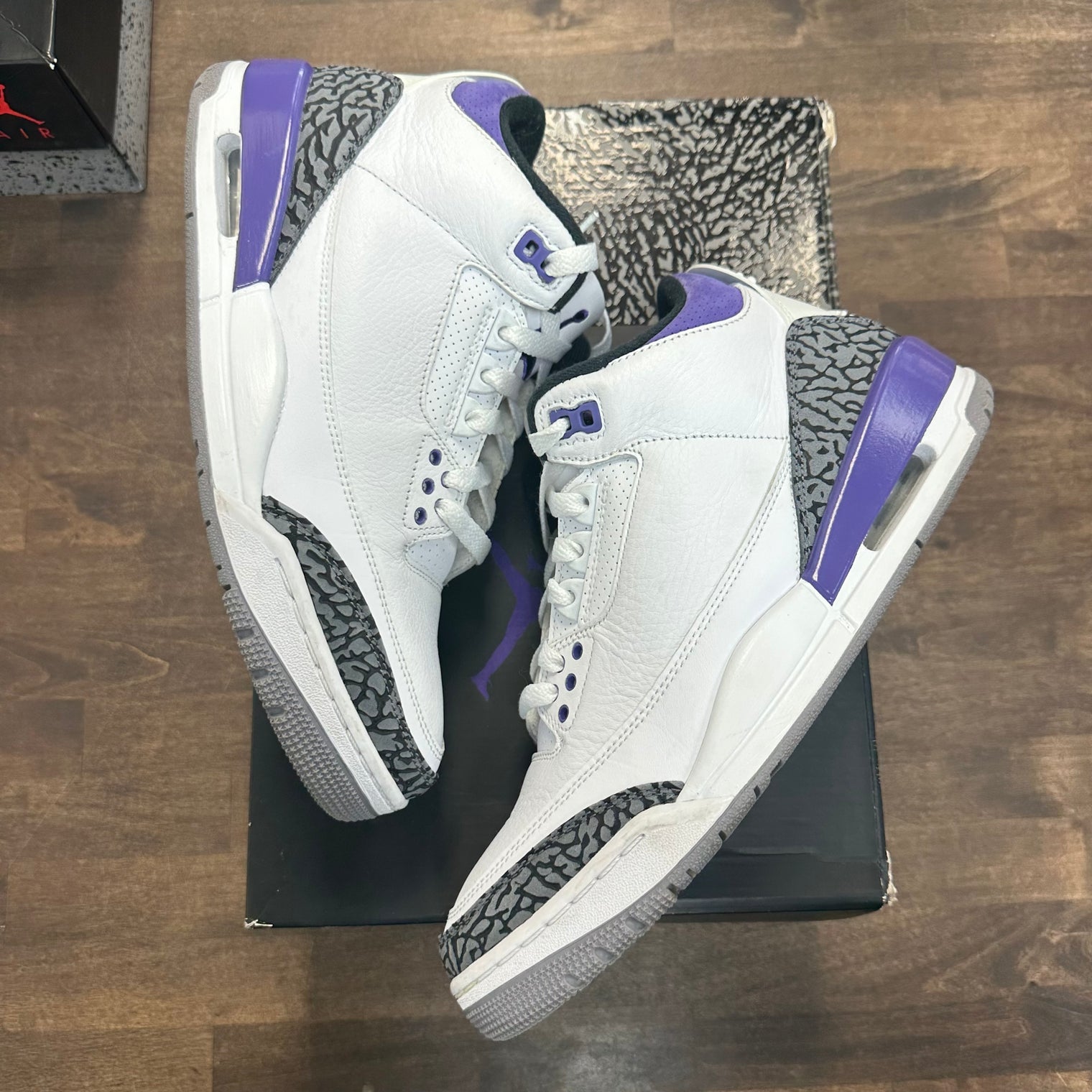 Dark Iris Jordan 3 (USED,No Insole)