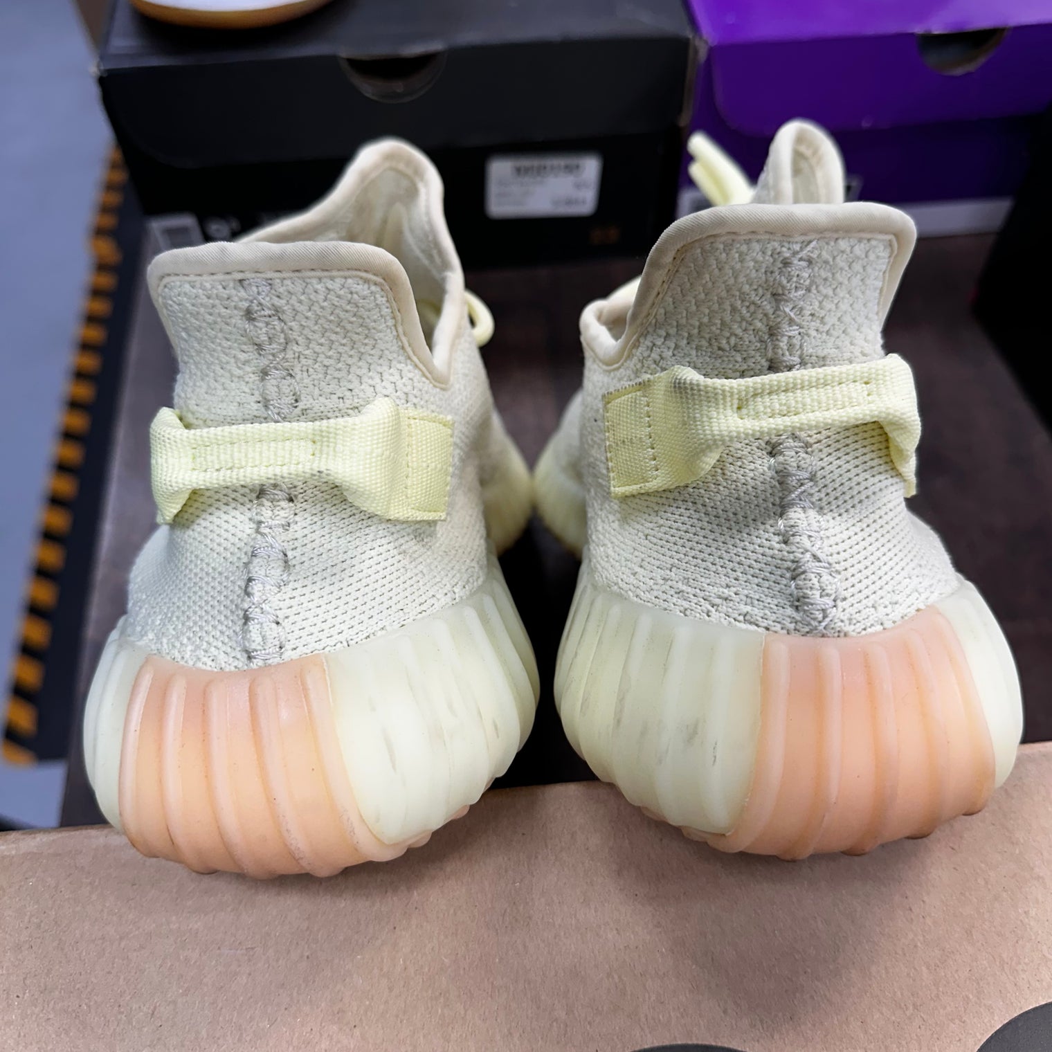 Butter Yeezy 350 (USED)