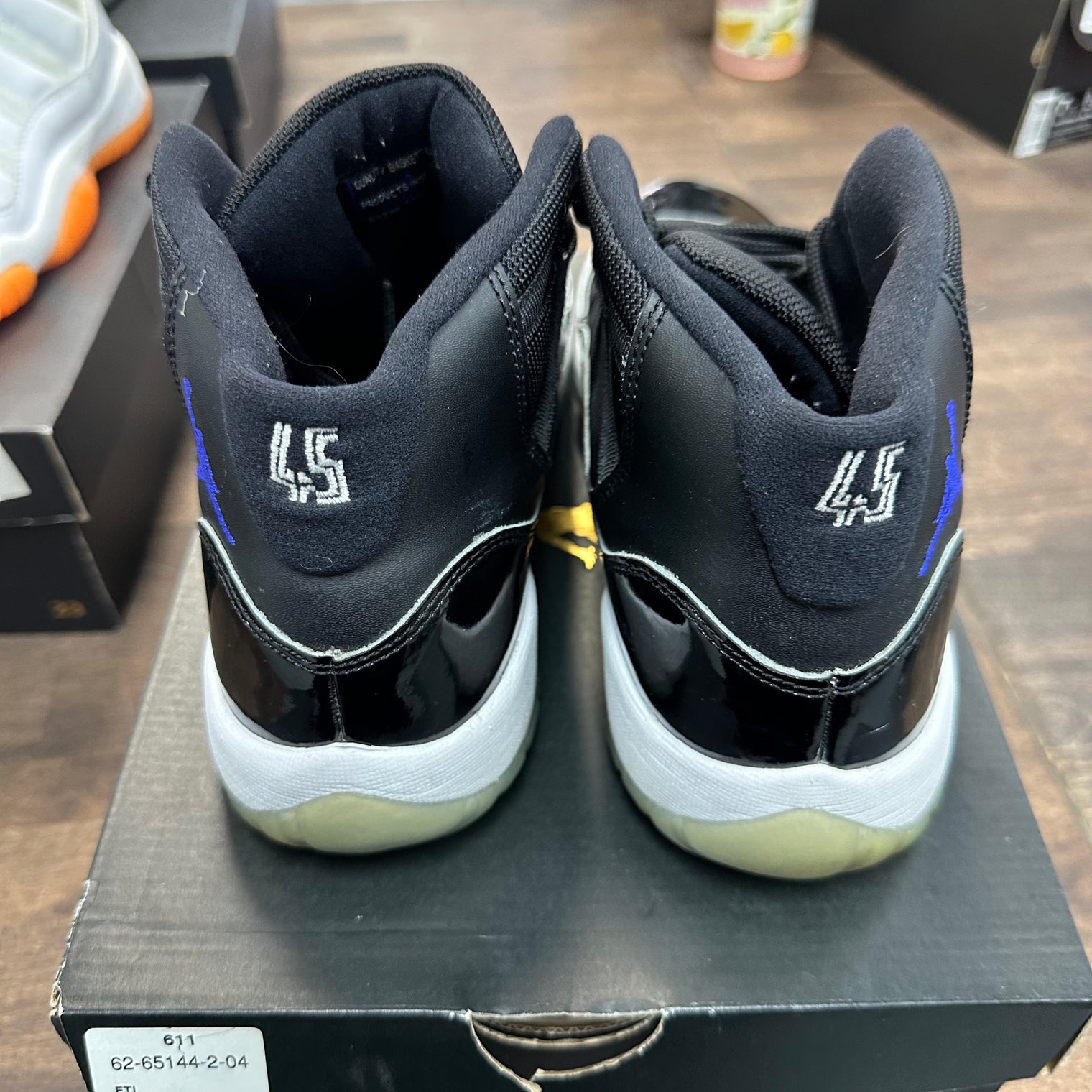 Space Jam Jordan 11 (GS) (USED)