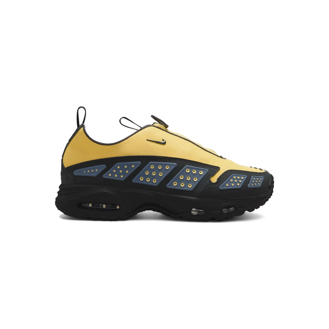 nike_air_max_sunder_saturn_gold_womens_0