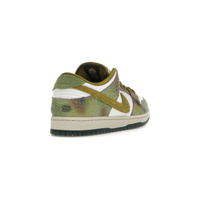 nike_sb_dunk_low_alexis_sablone_chameleon_2