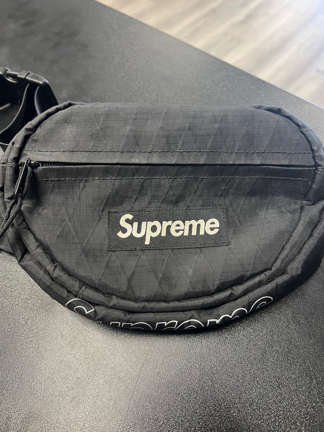 Supreme Waste Bag FW18 (USED)