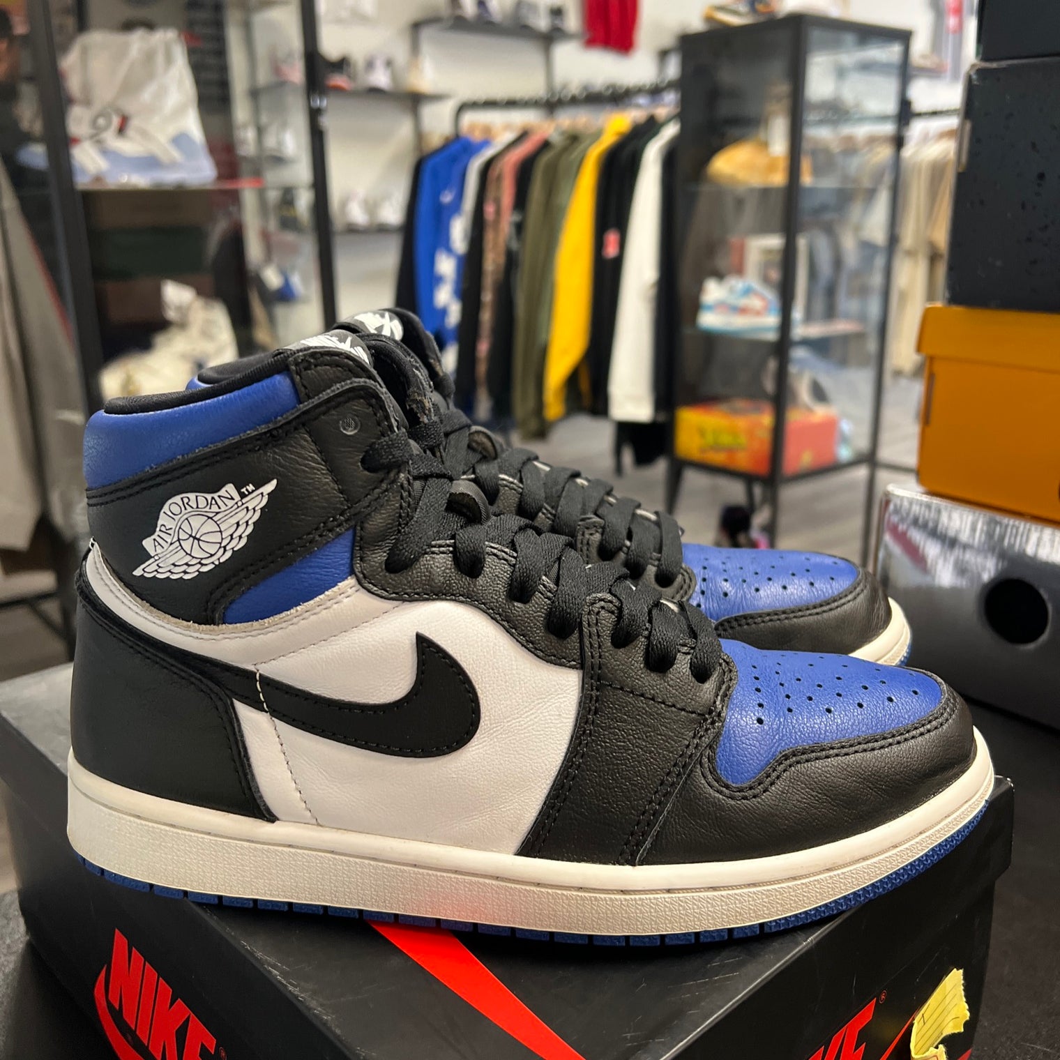 Royal Toe Jordan 1 High (USED)
