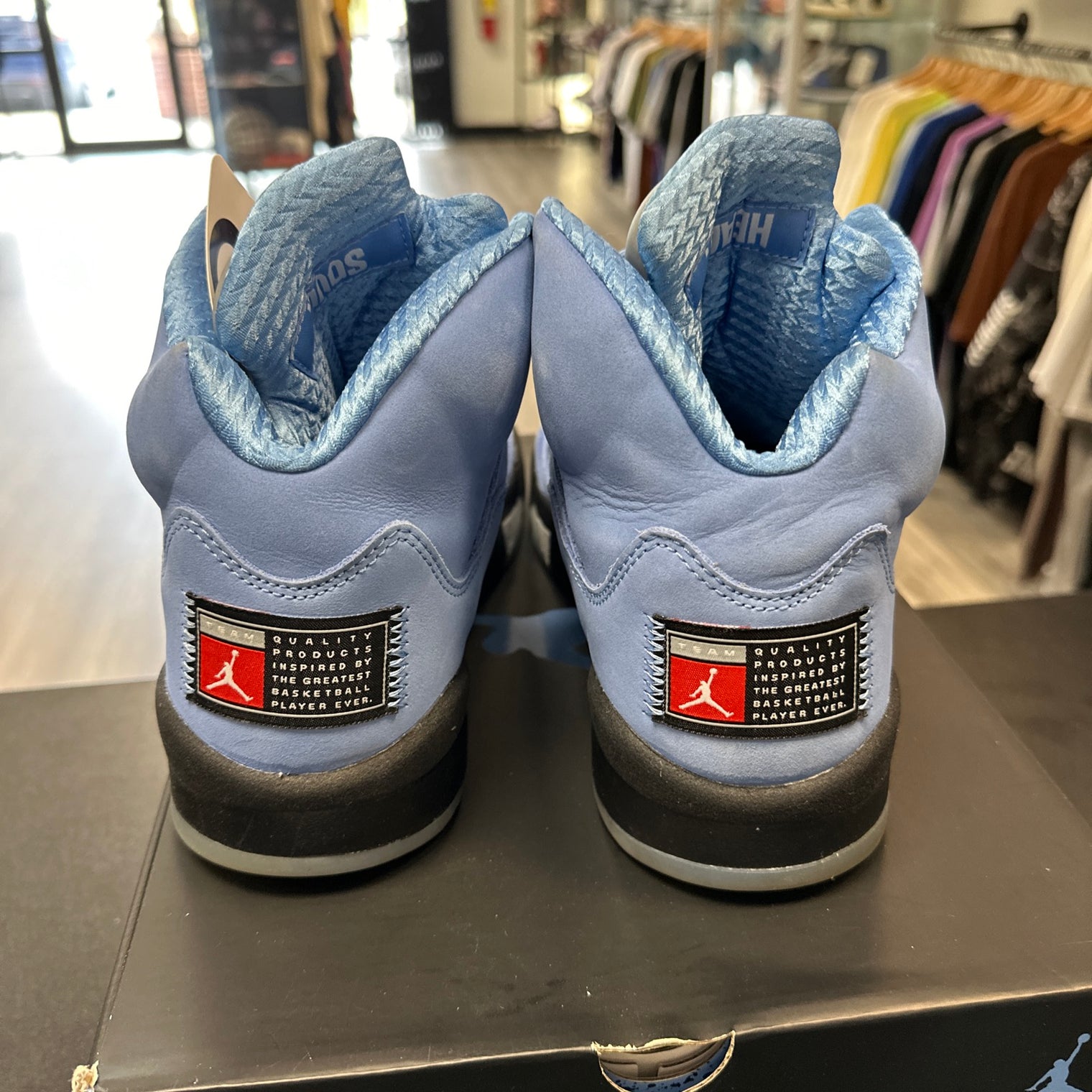UNC Jordan 5 (USED)