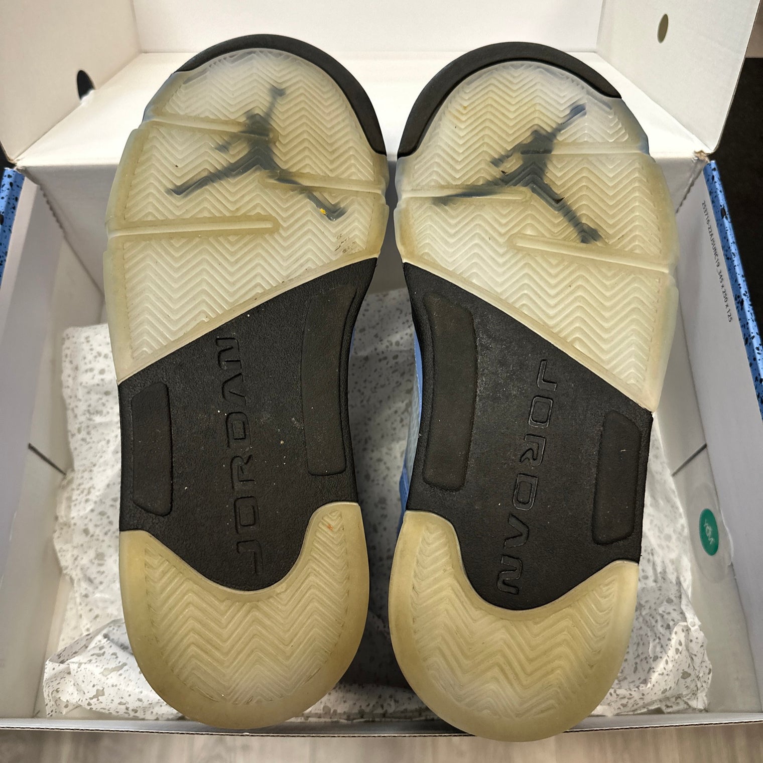 UNC Jordan 5 (USED)