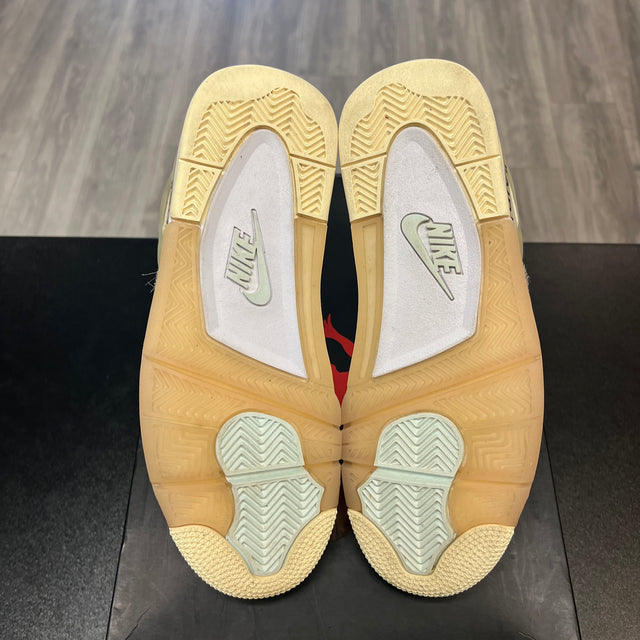 Off-White Sail Jordan 4 (USED)