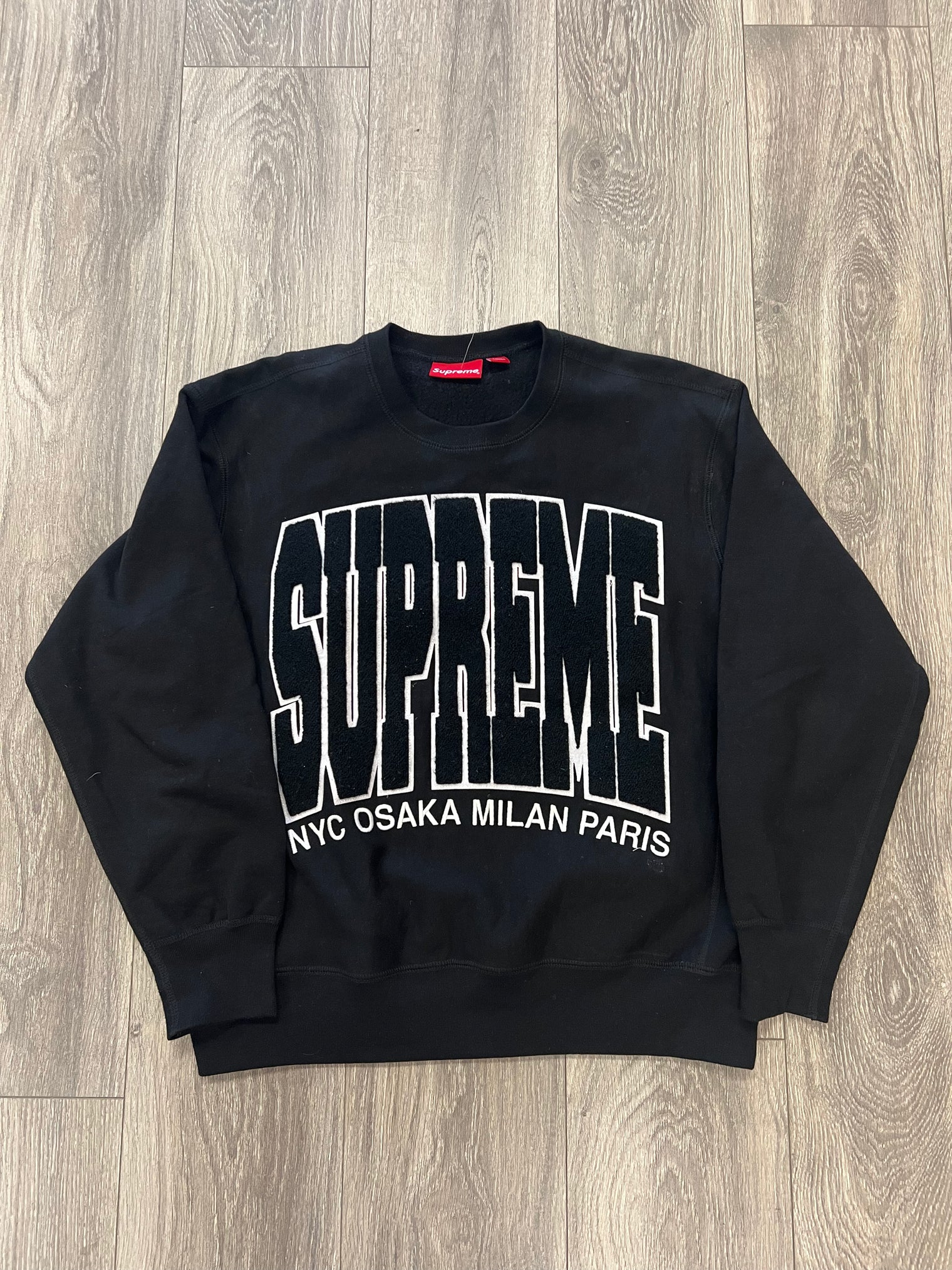 Supreme NYC Osaka Milan Paris Black Crewneck (USED)