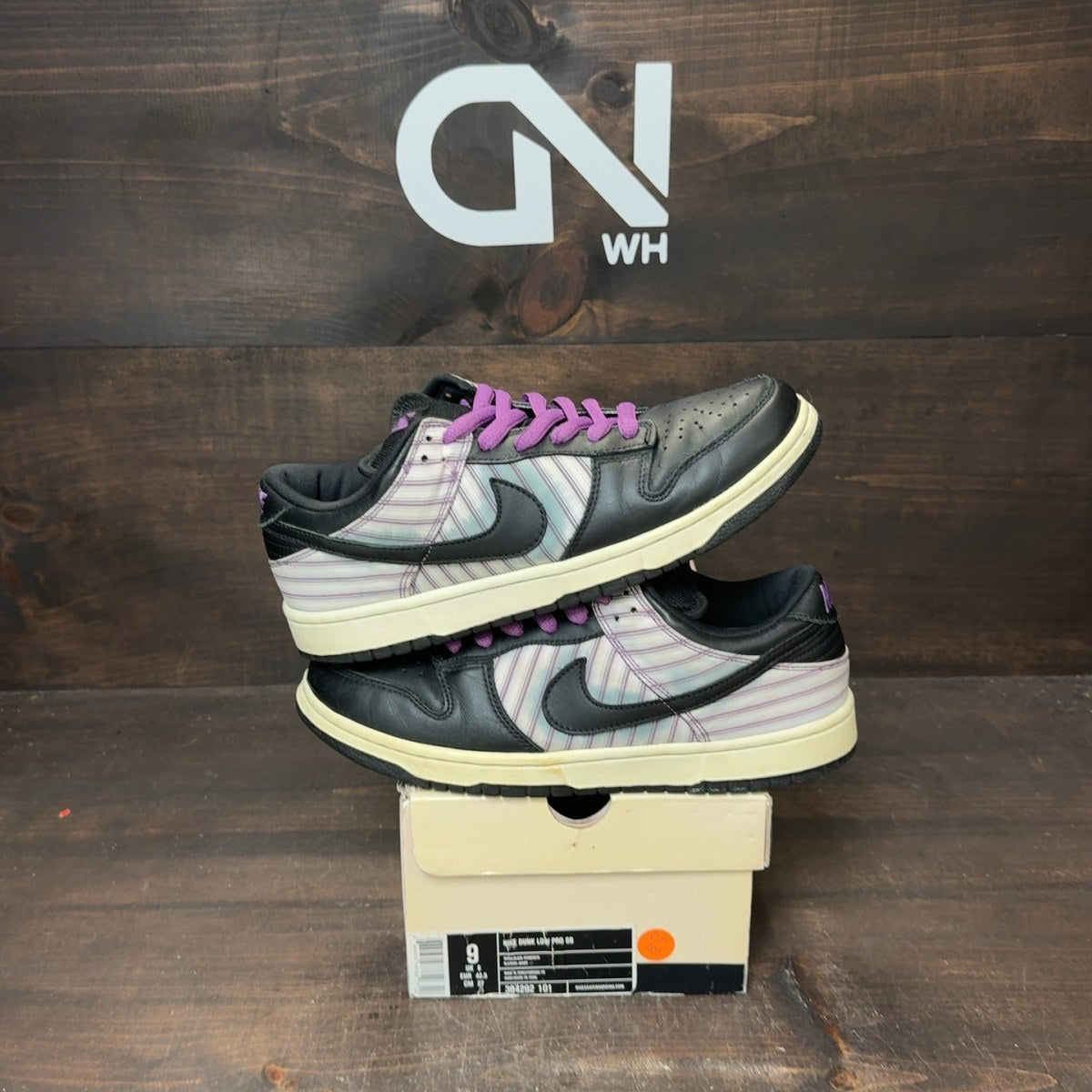 Nike SB Dunk Low Avenger Purple - Image 1