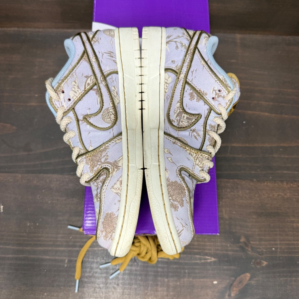 Nike SB Dunk Low Premium City of Style Size 7 (Pre-Owned) - Image 3