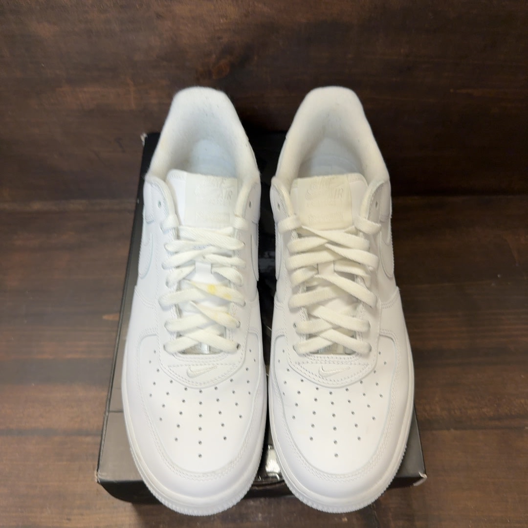 Nike Air Force 1 Low Supreme White - Image 3