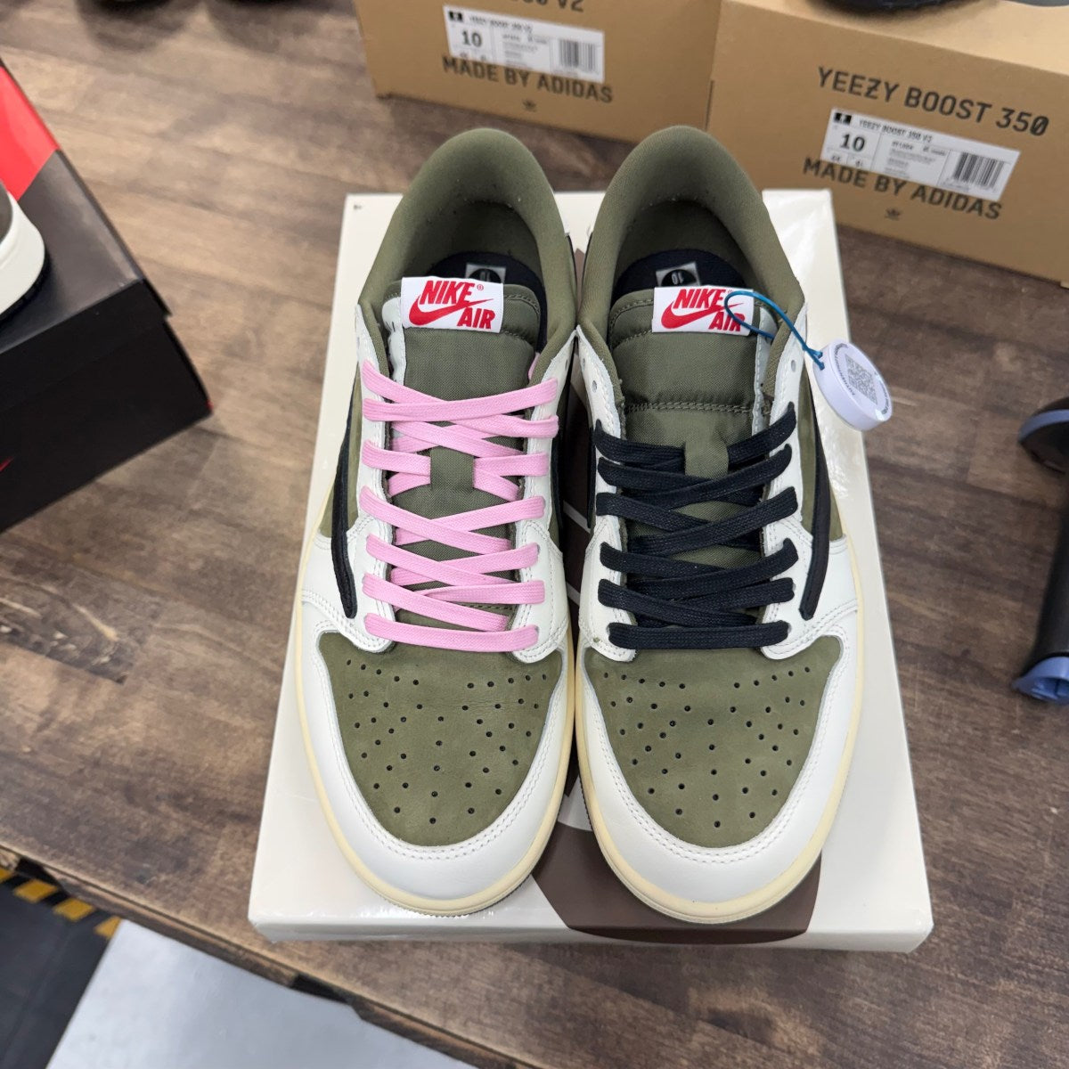 Jordan 1 Retro Low OG SP Travis Scott Medium Olive Size 10 (Pre-Owned)