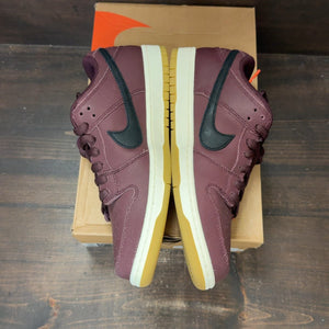 Nike SB Dunk Low Pro Burgundy Crush Size 9.5 (Pre-Owned) - aux