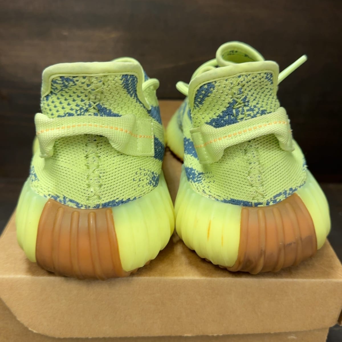 adidas Yeezy Boost 350 V2 Semi Frozen Yellow Size 10 (Pre-Owned) - aux