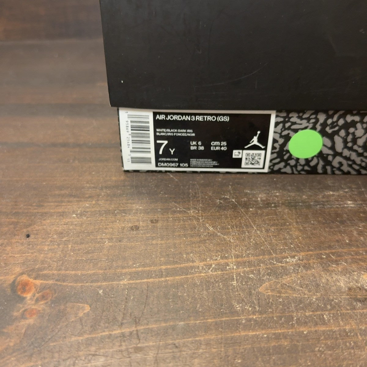 Jordan 3 Retro Dark Iris (GS) Size 7Y (Pre-Owned)