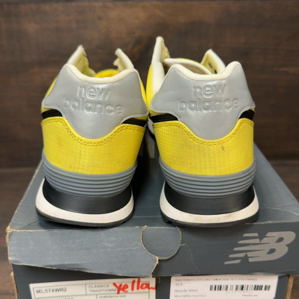 New Balance 574 Citra Yellow Size 10.5 (Pre-Owned) - Image 5
