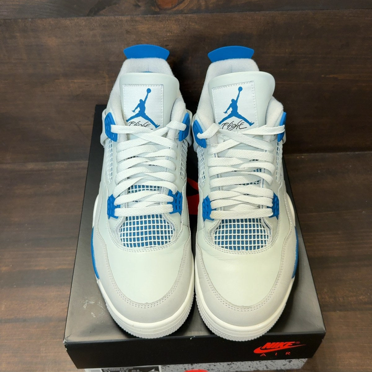 Jordan 4 Retro Military Blue (2024) Size 11 (Pre-Owned)