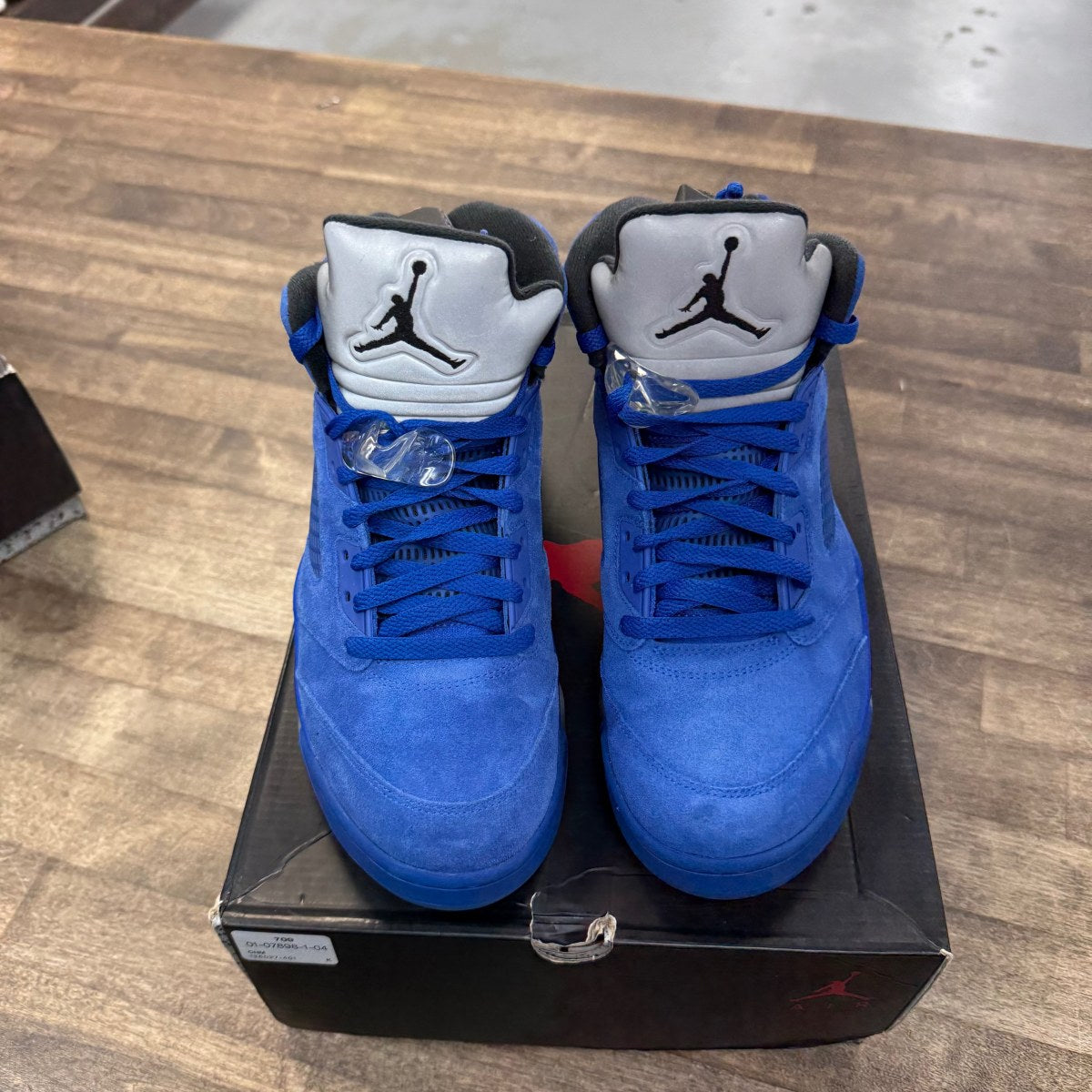 Jordan 5 Retro Blue Suede - Image 2