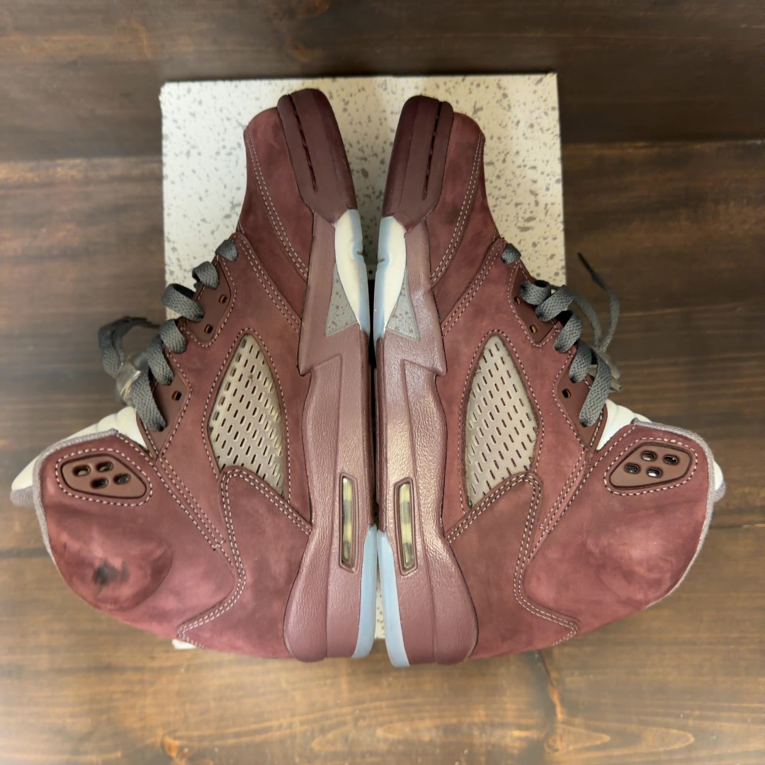 Jordan 5 Retro Burgundy (2023) (GS) Size 7Y (Pre-Owned)