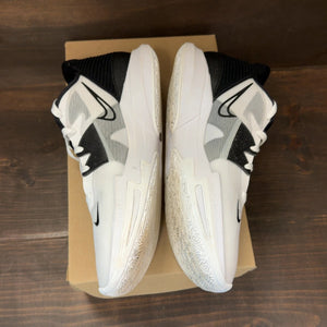 Nike Kyrie 5 Low White Wolf Grey Black Size 12 (Pre-Owned) - Image 4
