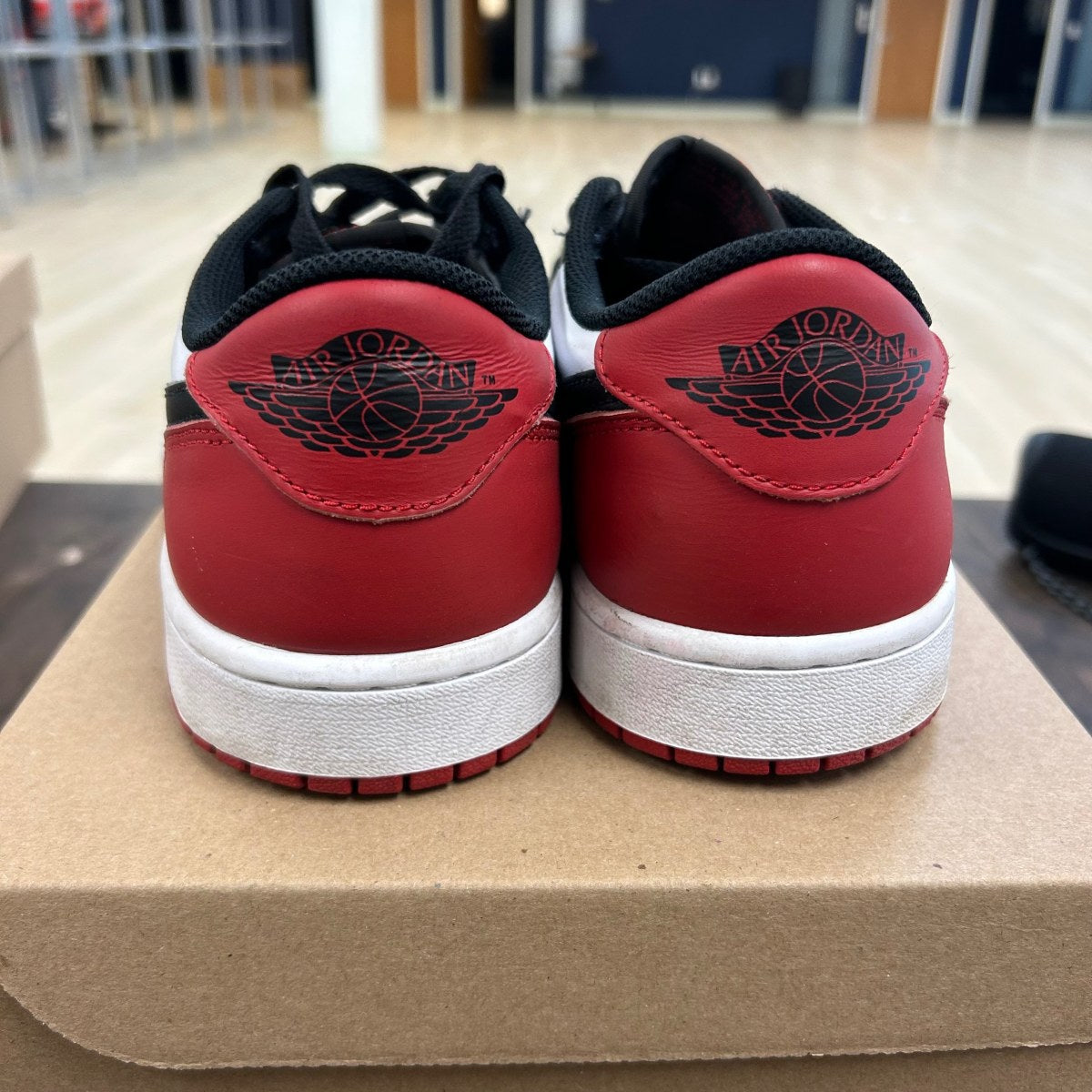 Jordan 1 Retro Low OG Black Toe (2023) Size 9.5 (Pre-Owned) - Image 4