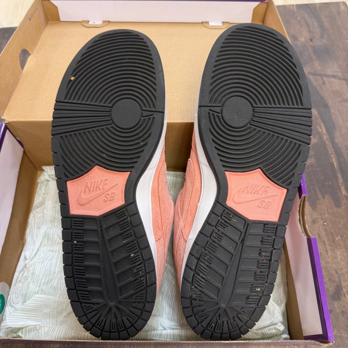 Nike SB Dunk Low Pink Pig - Image 5