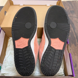 Nike SB Dunk Low Pink Pig - Image 5