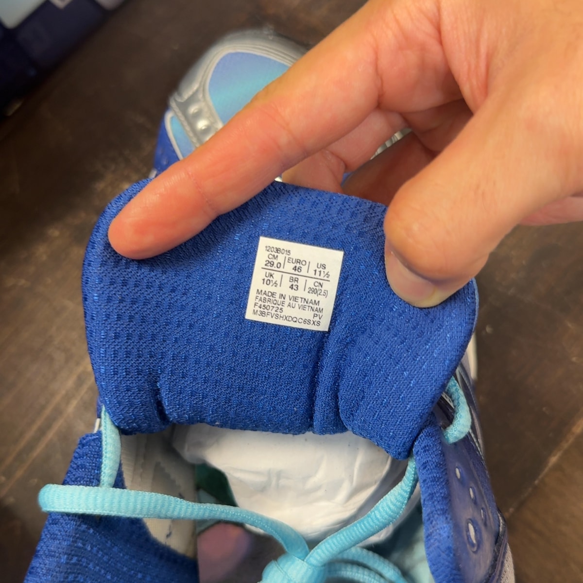 ASICS Gel-Nimbus 10.1 Kith Marvel vs. Capcom Iron Man vs. Mega Man Sealed Box (Comic Included) Size 11.5 (Pre-Owned) - Image 16