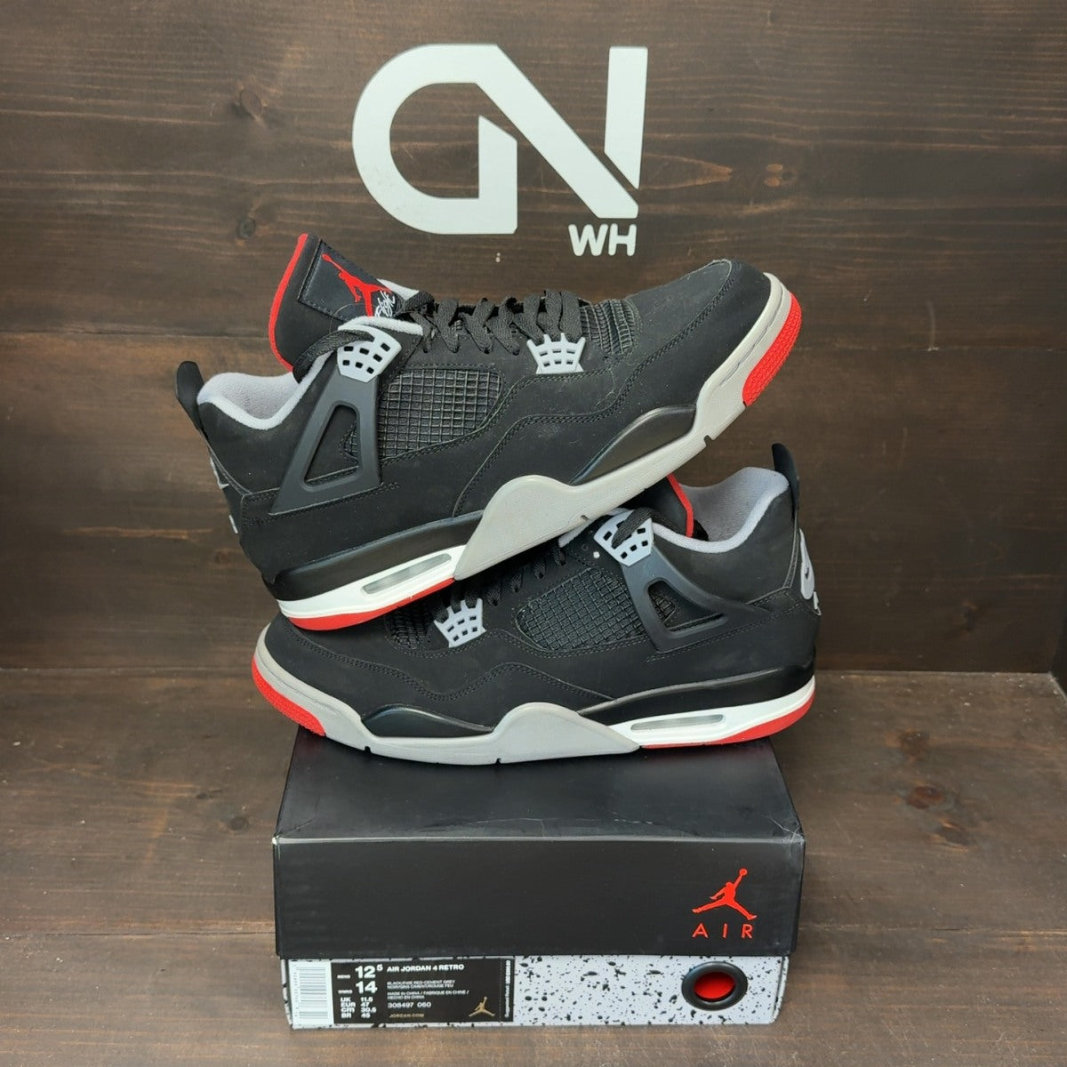 Jordan 4 Retro Bred (2019) - Image 1