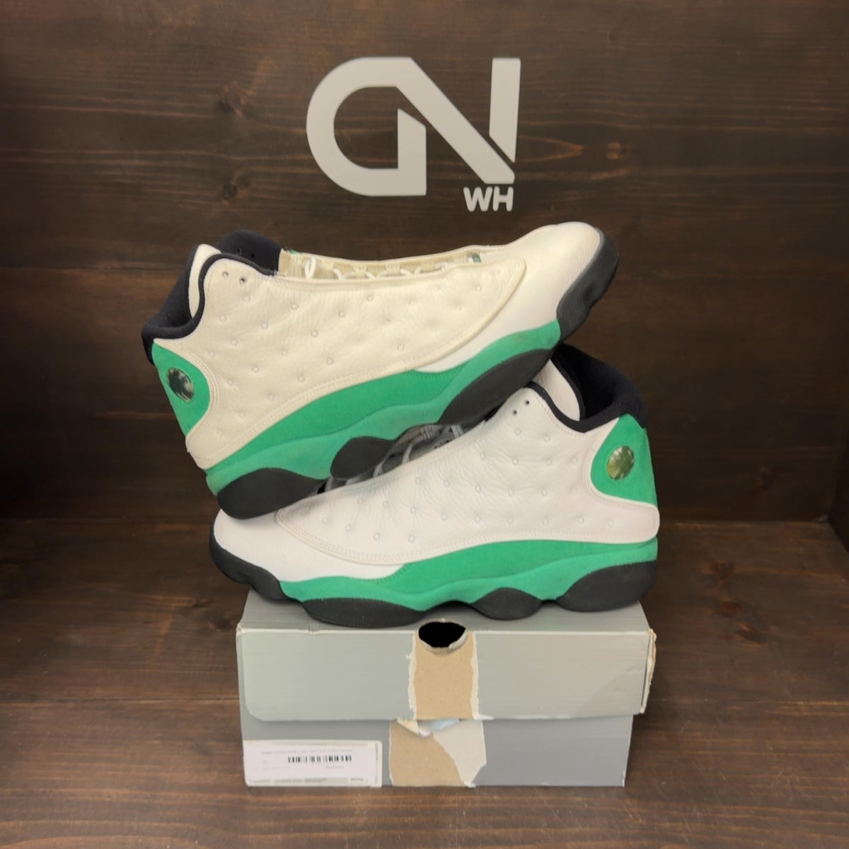 Jordan 13 Retro White Lucky Green Size 12 (Pre-Owned) - Image 1