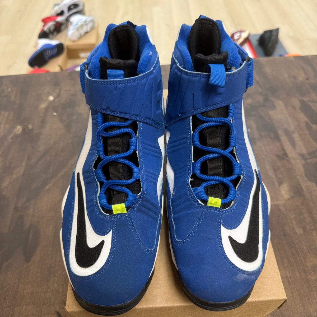 Nike Air Griffey Max 1 Varsity Royal (2016) Size 13 (Pre-Owned) - Image 2