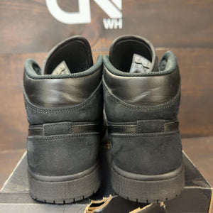 Jordan 1 Mid Triple Black (2018) - Image 4