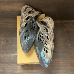 adidas Yeezy Foam RNR MX Cinder - Image 2