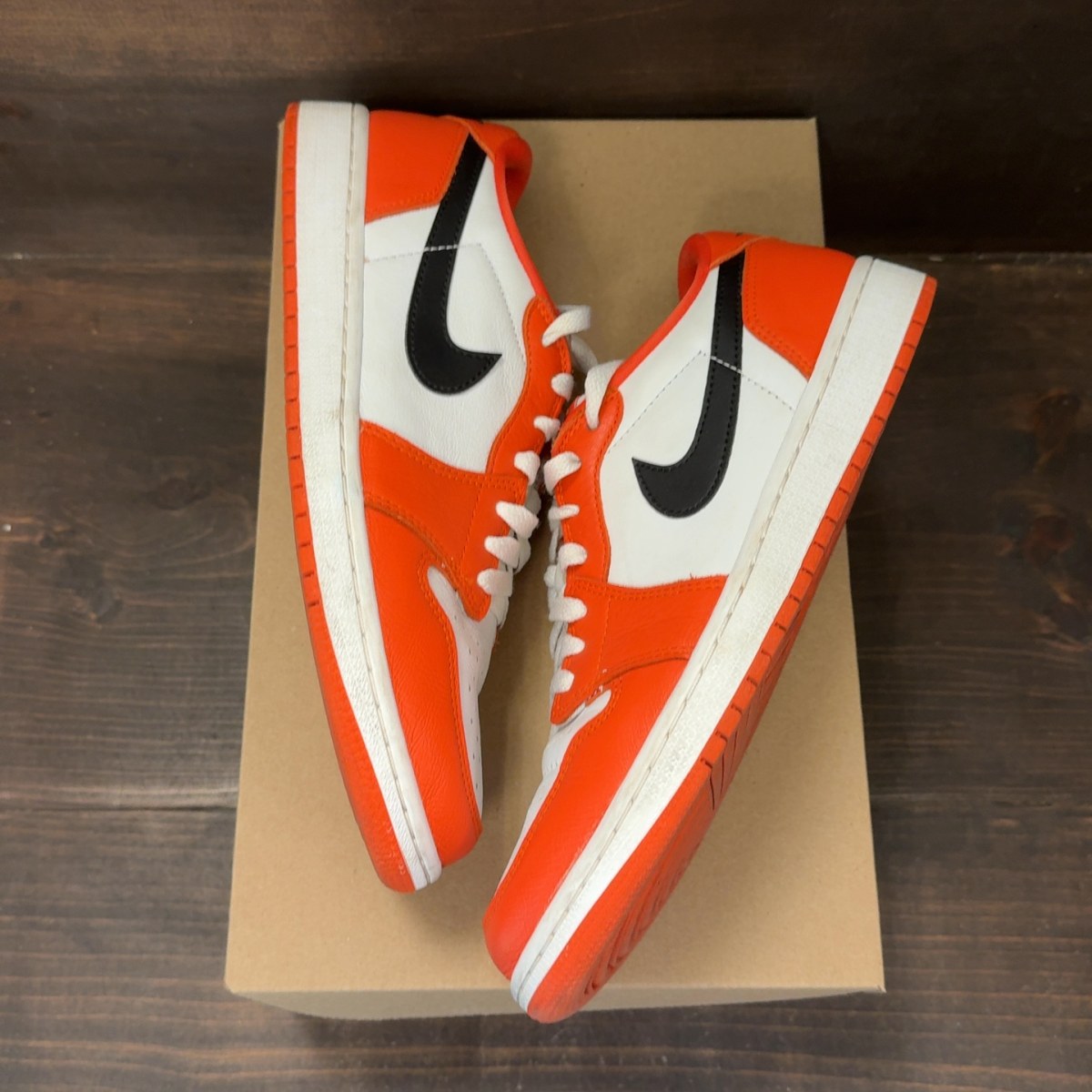 Jordan 1 Low Starfish Size 9.5 (Pre-Owned) - Image 2