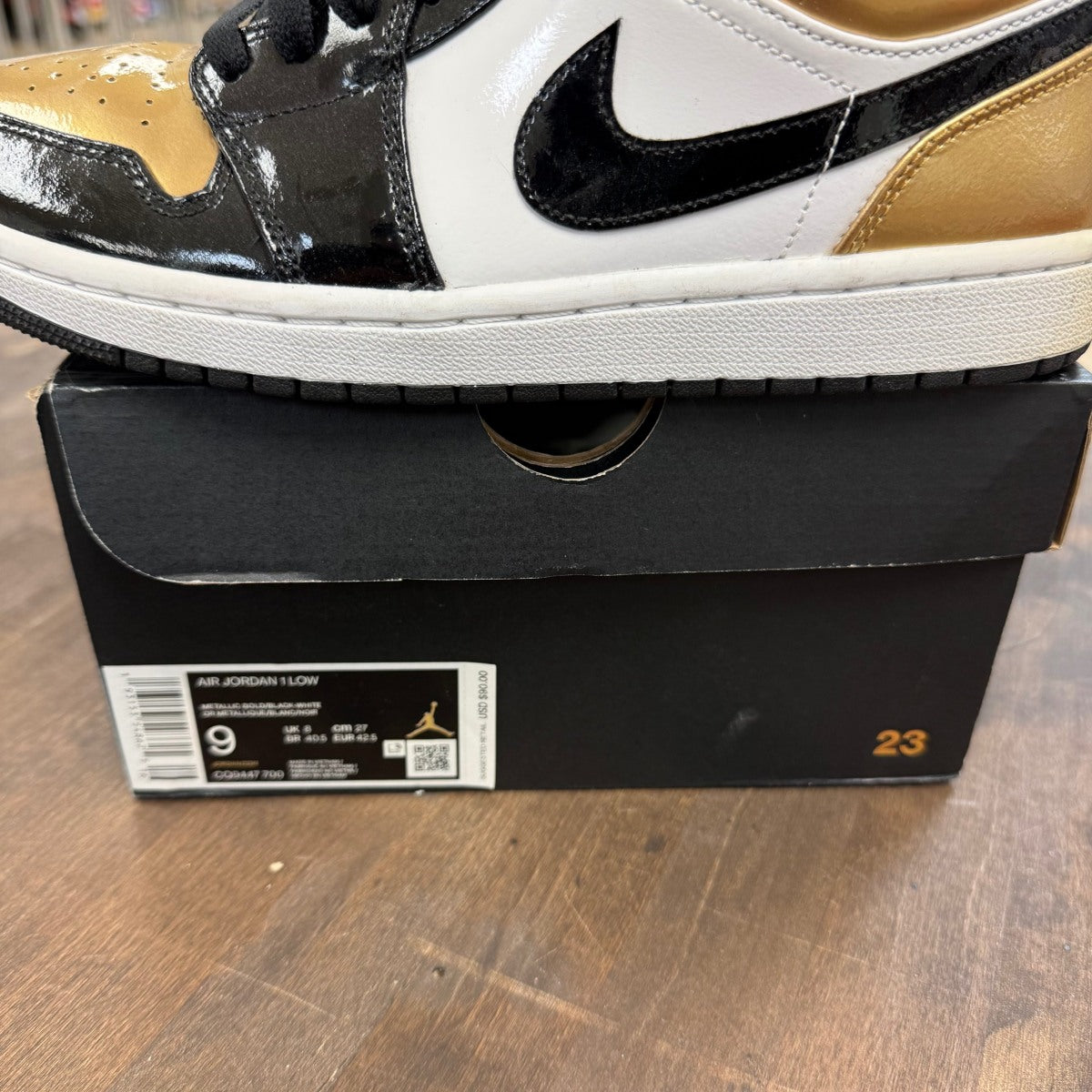 Jordan 1 Low Gold Toe - Image 6